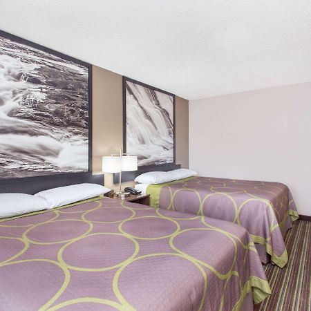 Super 8 By Wyndham Columbus Airport Hotel Ngoại thất bức ảnh
