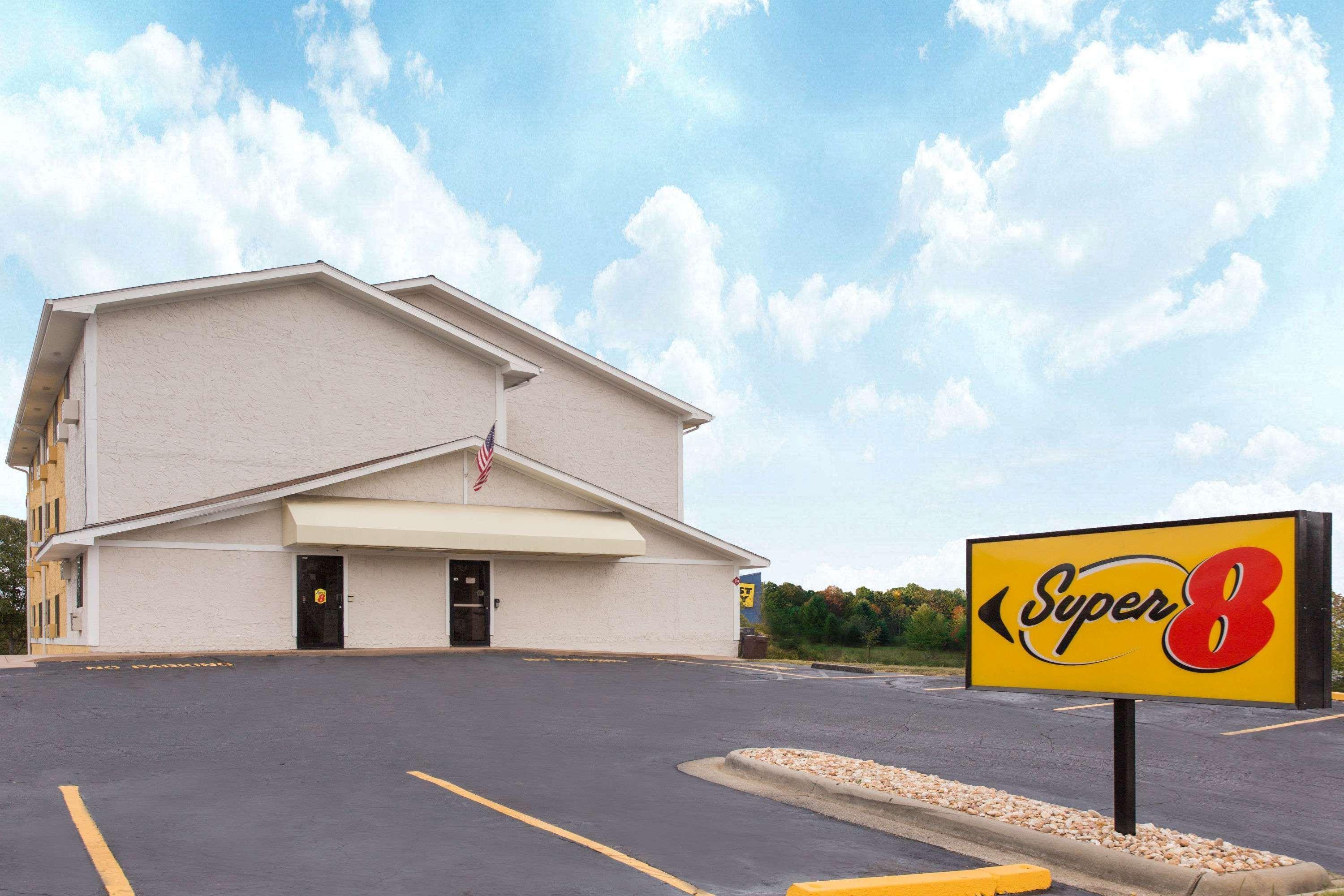 Super 8 By Wyndham Columbus Airport Hotel Ngoại thất bức ảnh