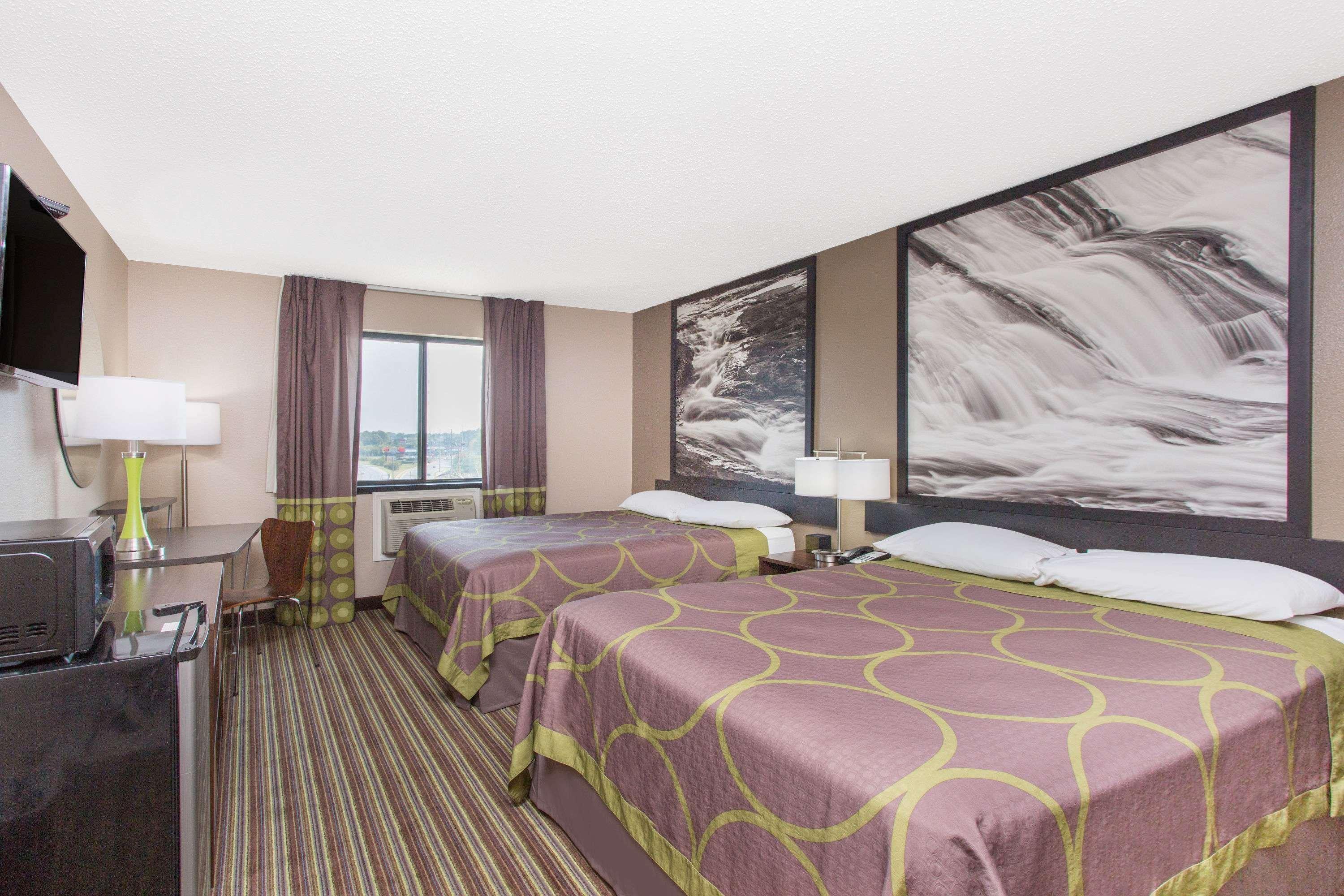 Super 8 By Wyndham Columbus Airport Hotel Ngoại thất bức ảnh