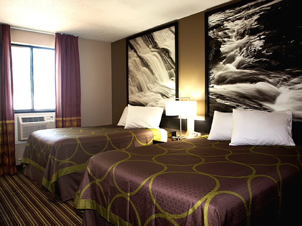 Super 8 By Wyndham Columbus Airport Hotel Ngoại thất bức ảnh